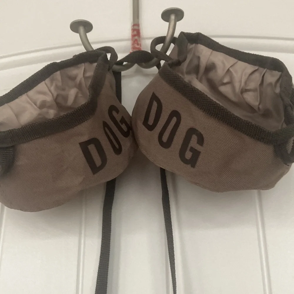 Like new Harry Barker 1997 Canine approved purse